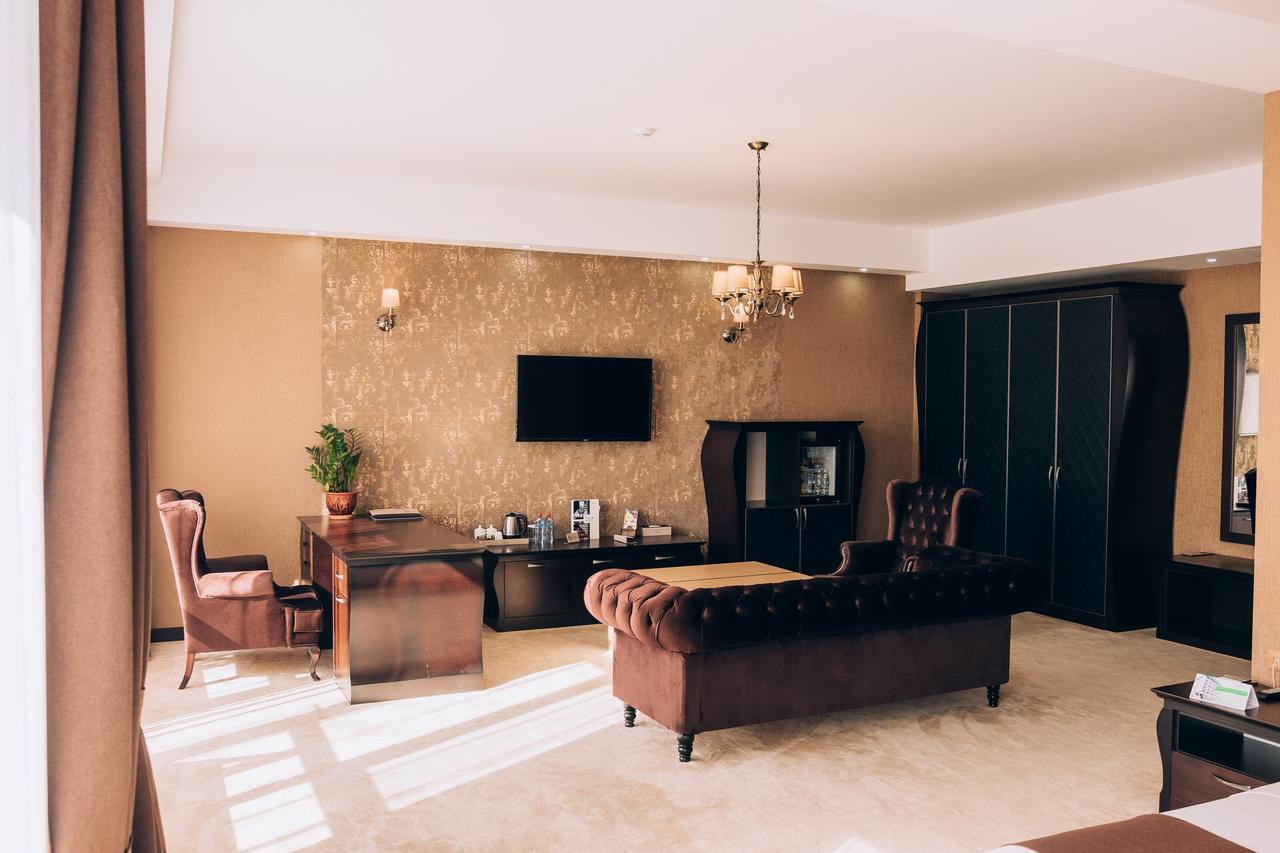 Megapolis Hotel Shymkent Luaran gambar