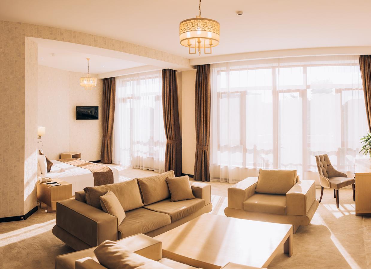 Megapolis Hotel Shymkent Luaran gambar