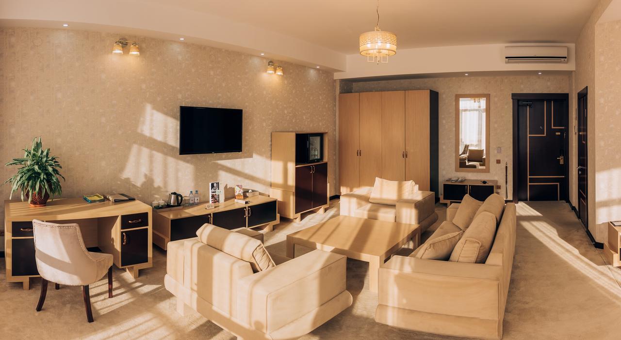 Megapolis Hotel Shymkent Luaran gambar
