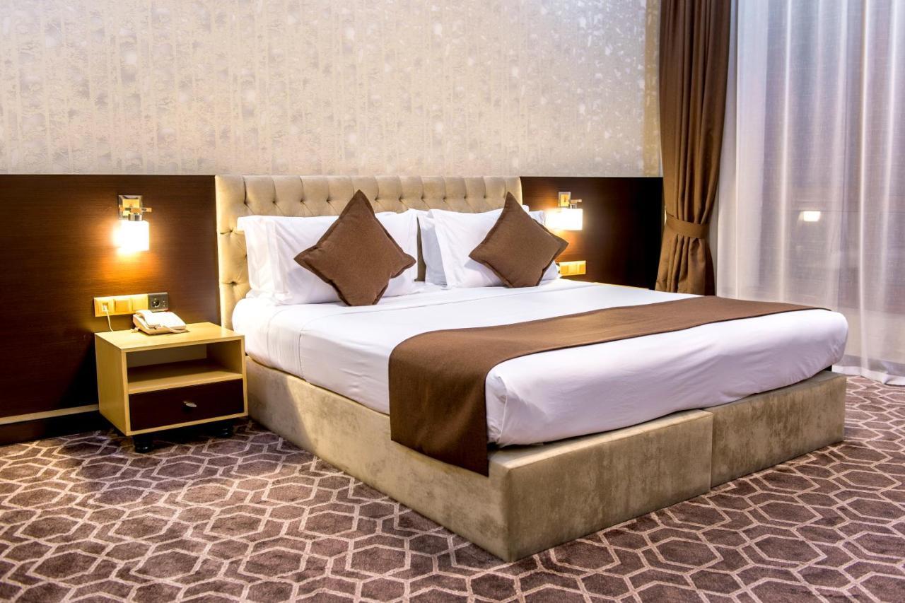Megapolis Hotel Shymkent Luaran gambar